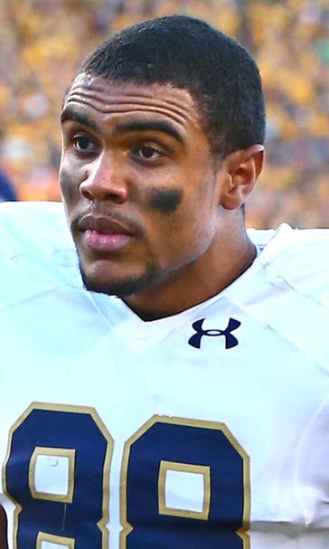 Notre Dame WR Corey Robinson nominated for national service award